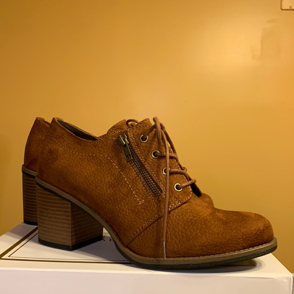 Heeled Oxfords